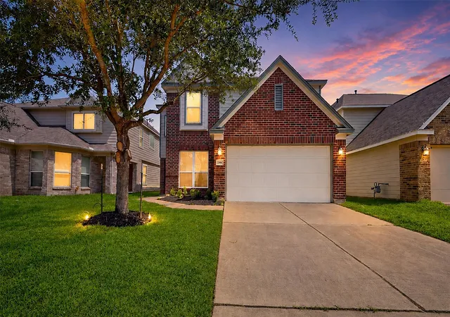Photo 1 of Sale Pending at 2818 N Red Birch Cir, Houston, TX 77038 | MLS# 97495792 | Listing updated on 2026-09-22