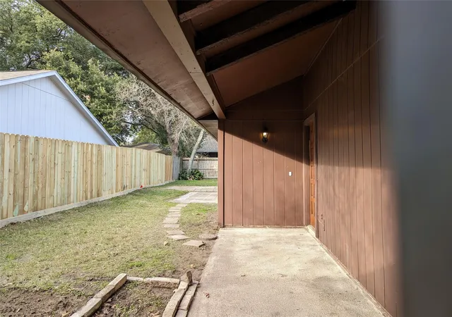 Photo 3 of Single family home for sale at 3610 Saratoga, Houston, TX 77088 | MLS# 17115181 | Listing updated on 2026-09-11