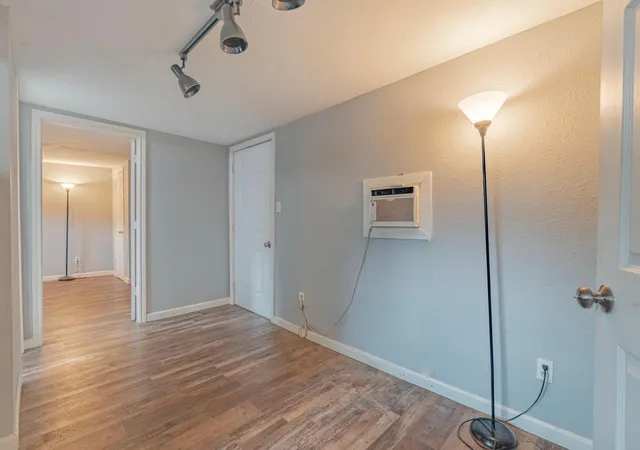 38th image of 4206 Walker St, Houston, TX 77023 | MLS# 97743529