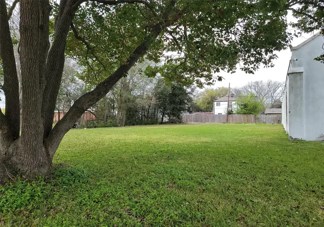 1st image of 410 8th Avenue North, Texas City, TX 77590 | MLS# 32930208
