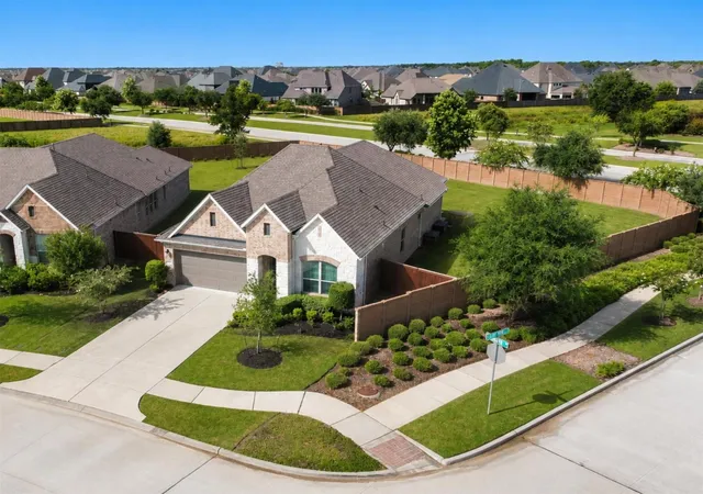 2nd image of 4926 Morrison Dr, Manvel, TX 77578 | MLS# 21718029