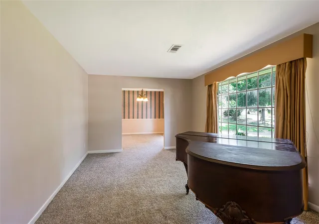 Photo 3 of Sale Pending at 7518 Glenheath St, Houston, TX 77061 | MLS# 65816772 | Listing updated on 2026-09-10