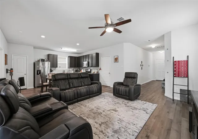 2nd image of 4906 Purple Wisteria Ln, Spring, TX 77373 | MLS# 67627616