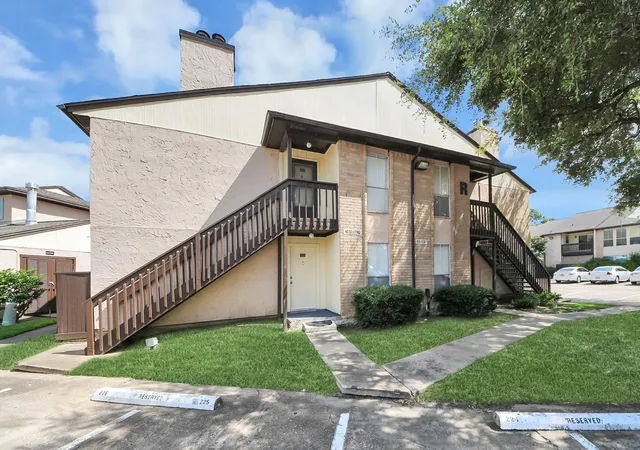 1st image of 1500 Bay Area Blvd #295, Houston, TX 77058 | MLS# 87048545