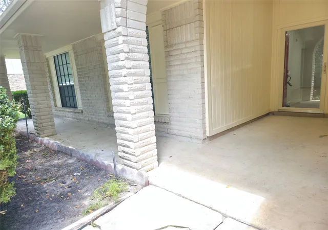 Photo 2 of Single family home for sale at 13406 Ravenwing Dr, Cypress, TX 77429 | MLS# 25870874 | Listing updated on 2026-09-15