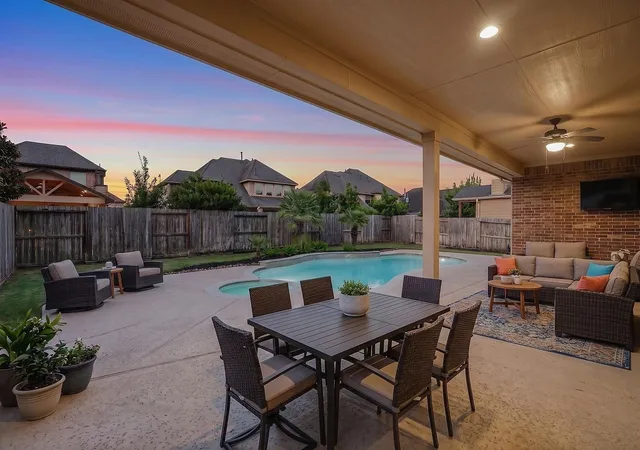 5th image of 27418 Windcrest Key Ln, Fulshear, TX 77441 | MLS# 63013464