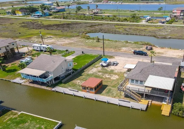 15th image of 7023 W Hunter Dr, Hitchcock, TX 77563 | MLS# 10371864