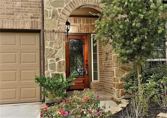 3rd image of 126 Hearthshire Cir, The Woodlands, TX 77354 | MLS# 54056959