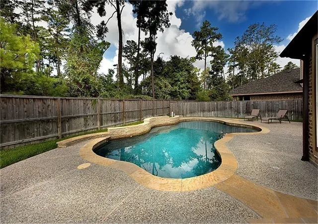5th image of 126 Hearthshire Cir, The Woodlands, TX 77354 | MLS# 54056959