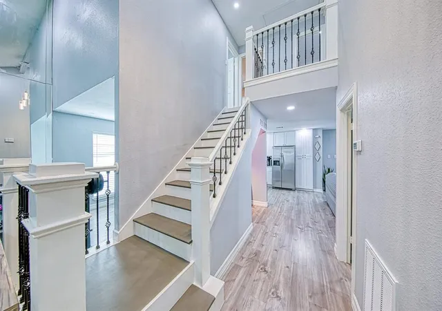 Photo 2 of Single family home for sale at 11907 Hedgegate Dr, Houston, TX 77065 | MLS# 50352270 | Listing updated on 2026-09-21