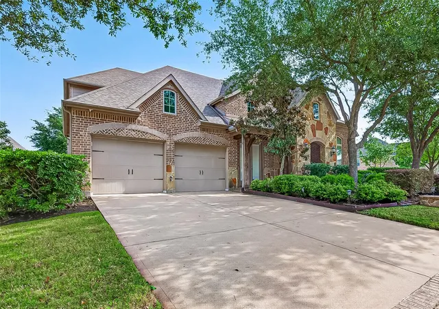 5th image of 222 Chatham Ave, Sugar Land, TX 77479 | MLS# 26665439