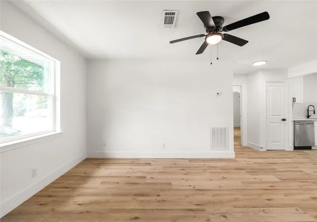 image of 3048 Briarwick Lane, Houston, TX 77093 | MLS# 49570288