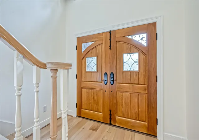 2nd image of 13719 Ashley Run, Houston, TX 77077 | MLS# 30336580