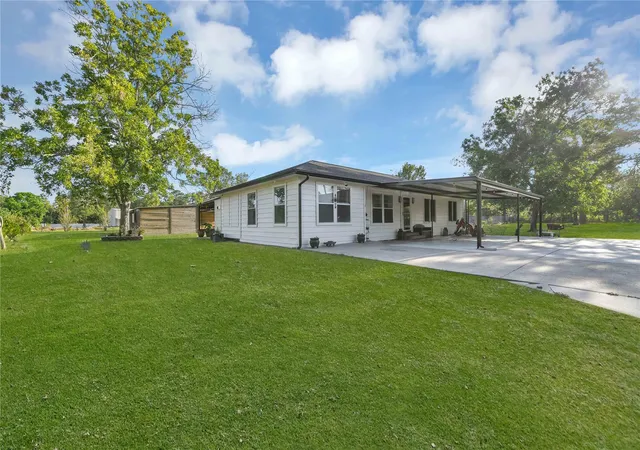 5th image of 16326 Bear Bayou Dr, Channelview, TX 77530 | MLS# 76182302