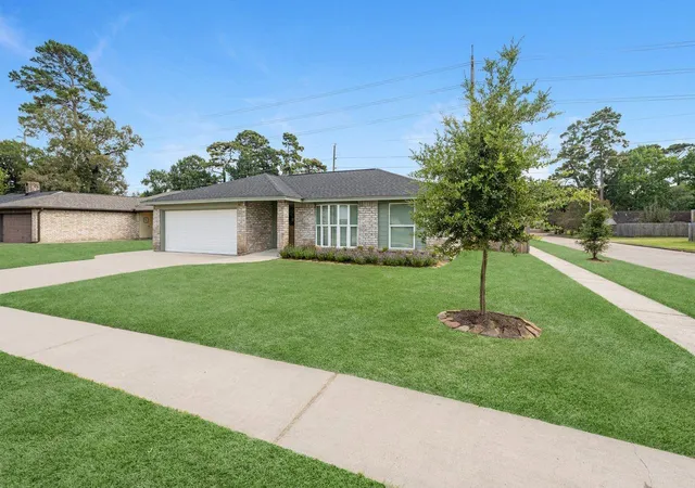 Photo 2 of Single family home for sale at 5202 Moonshadows Dr, Humble, TX 77346 | MLS# 81523367 | Listing updated on 2026-09-11