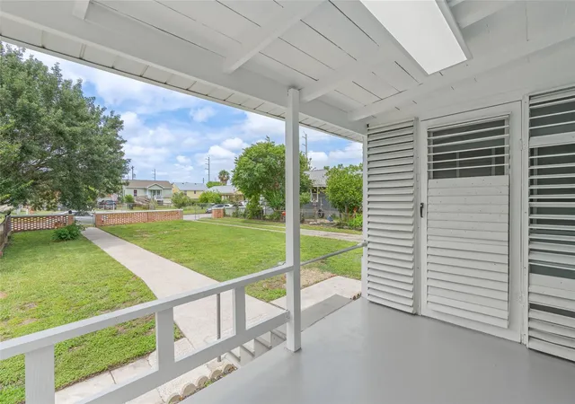 Photo 1 of Single family home for sale at 5319 Ave O 1/2, Galveston, TX 77551 | MLS# 91904673 | Listing updated on 2026-08-11