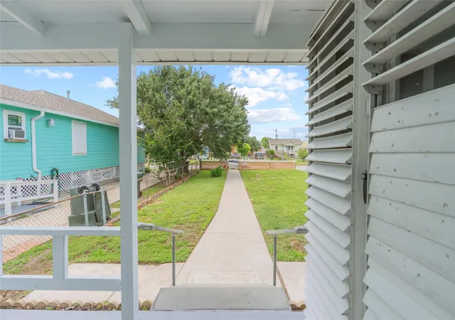 Photo 4 of Single family home for sale at 5319 Ave O 1/2, Galveston, TX 77551 | MLS# 91904673 | Listing updated on 2026-08-11