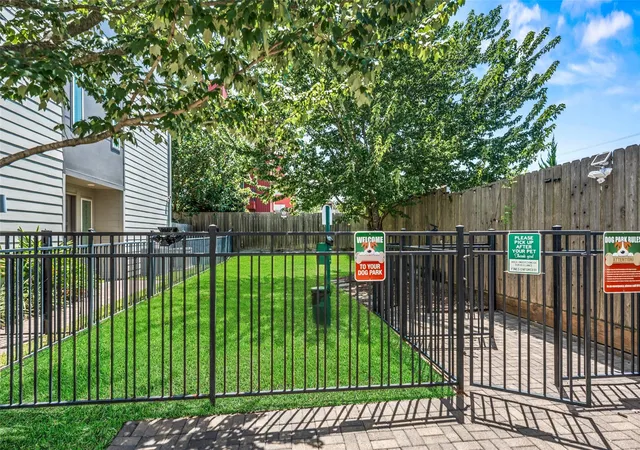 28th image of 314 Eado Park Cir, Houston, TX 77020 | MLS# 3054212