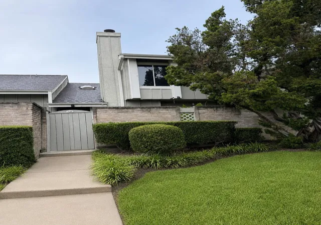 1st image of 7120 Brendam Ln, Houston, TX 77072 | MLS# 25059535