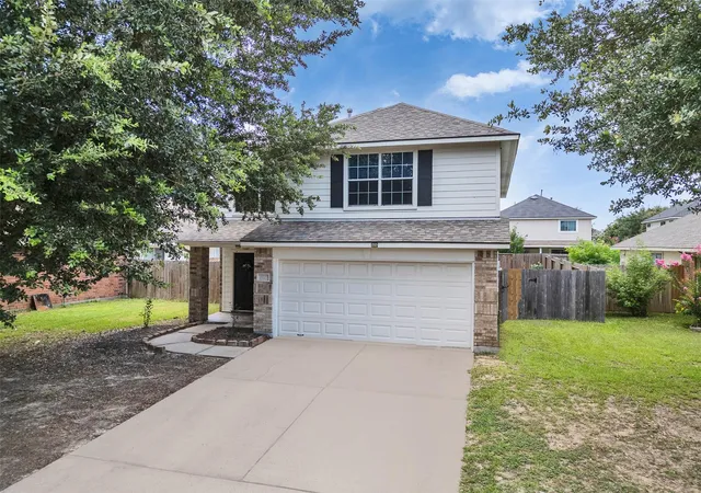 2nd image of 4423 Plumeria Ave, Baytown, TX 77521 | MLS# 86011673