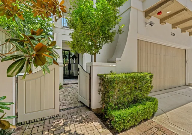 Photo 1 of Single family home for sale at 2328 Bissonnet St, Houston, TX 77005 | MLS# 30917754 | Listing updated on 2026-09-13