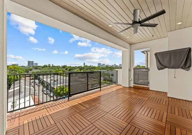 Photo 3 of Single family home for sale at 2328 Bissonnet St, Houston, TX 77005 | MLS# 30917754 | Listing updated on 2026-09-13