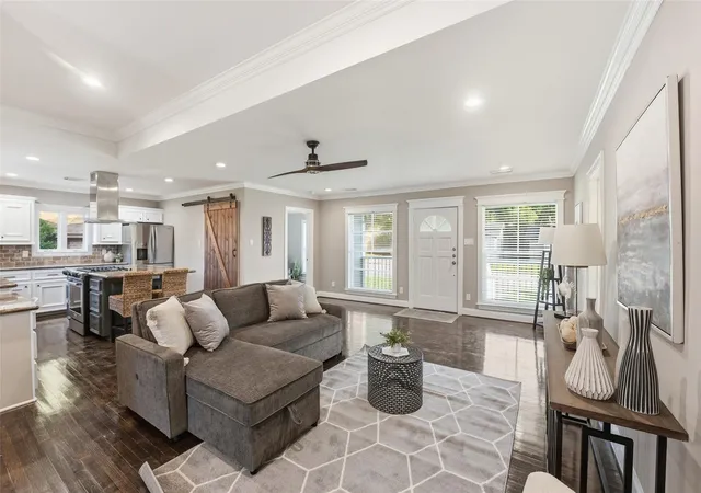 Photo 2 of Single family home for sale at 1008 Lawndale Ave, Brenham, TX 77833 | MLS# 9702782 | Listing updated on 2026-09-12