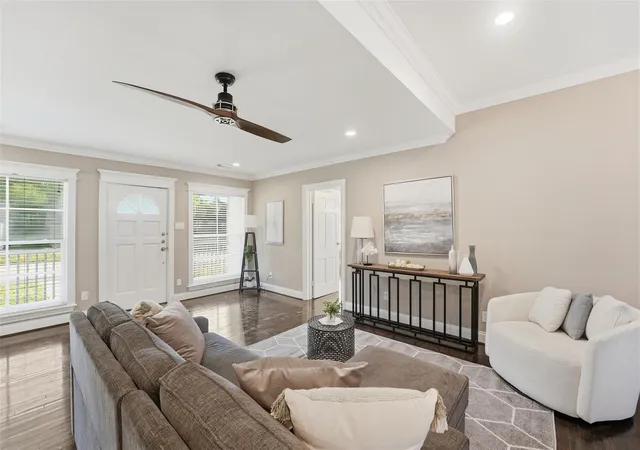 Photo 3 of Single family home for sale at 1008 Lawndale Ave, Brenham, TX 77833 | MLS# 9702782 | Listing updated on 2026-09-12