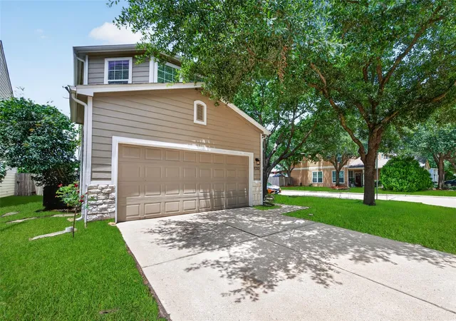 Photo 3 of Single family home for sale at 26130 Ripley Hills Dr, Richmond, TX 77406 | MLS# 61676542 | Listing updated on 2026-09-19