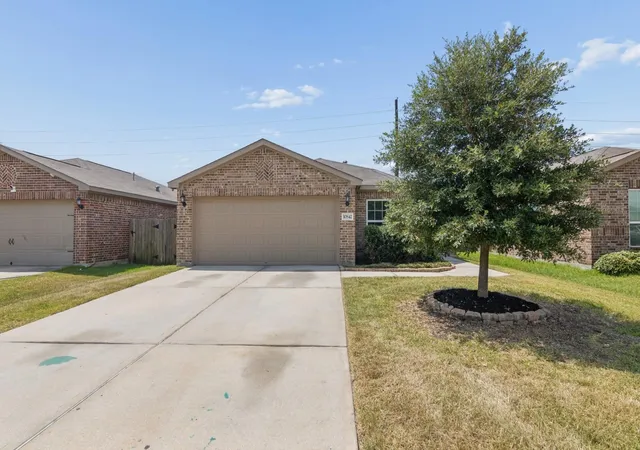 Photo 1 of Single family home for sale at 10842 Spring Brk Pass Dr, Humble, TX 77396 | MLS# 98654189 | Listing updated on 2026-10-03