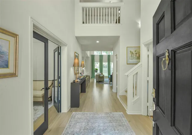 Photo 3 of Single family home for sale at 38 Hallmark Dr, Conroe, TX 77304 | MLS# 66337350 | Listing updated on 2026-08-16