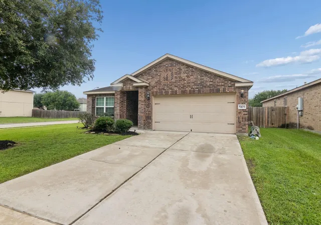3rd image of 5103 Cottage Creek Ln, Richmond, TX 77469 | MLS# 49910343
