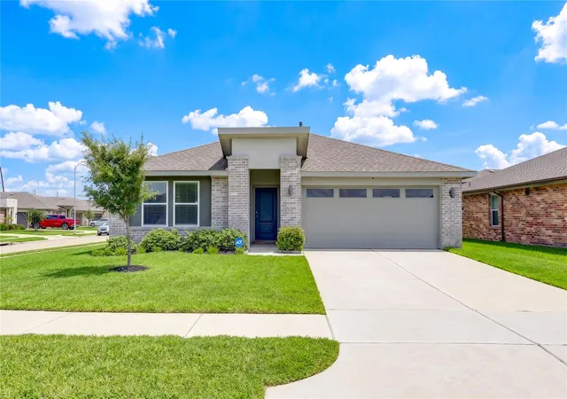 1st image of 7707 Golden Rubia Ln, Rosharon, TX 77583 | MLS# 80759620