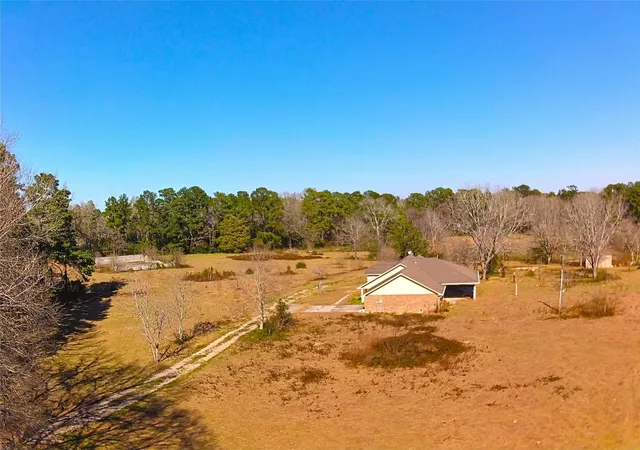 15th image of 19320 Willaby Rd, New Caney, TX 77357 | MLS# 90820639