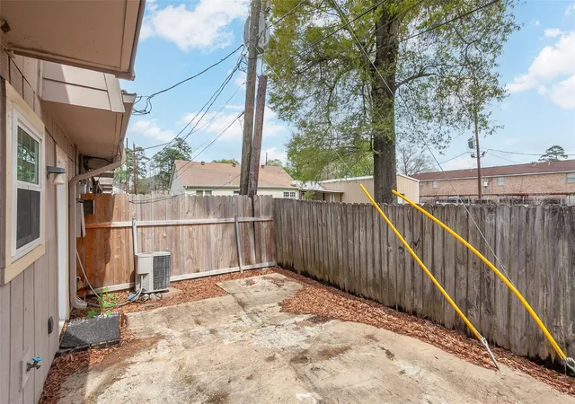 25th image of 4150 Crow Rd #10, Beaumont, TX 77706 | MLS# 67813666