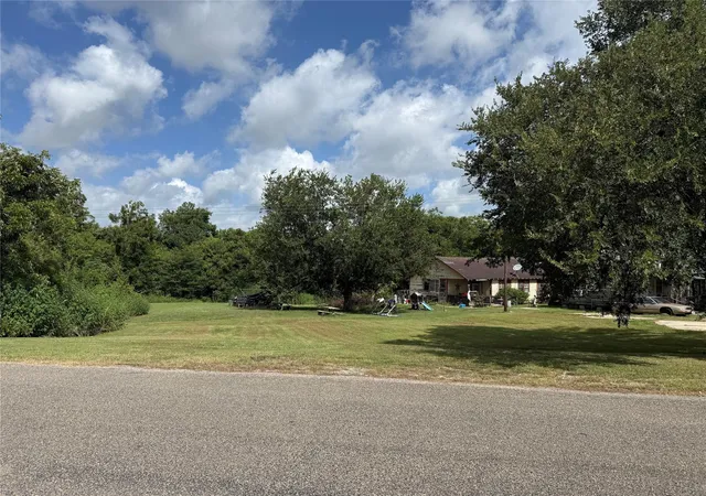 Photo 3 of Land for sale at 40562 & 40614 Garrett Rd, Brookshire, TX 77423 | MLS# 41322059 | Listing updated on 2026-08-17