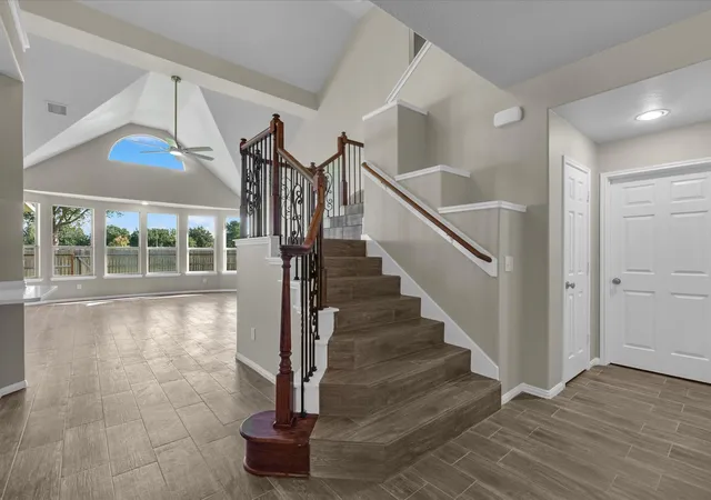 4th image of 13027 Gentle Water Dr, Houston, TX 77044 | MLS# 54584272