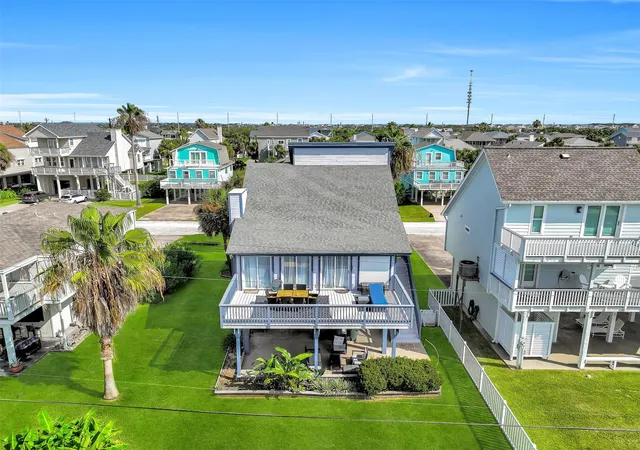 5th image of 13819 San Domingo Dr, Galveston, TX 77554 | MLS# 50414082