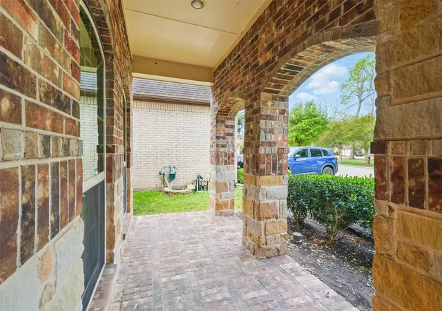 3rd image of 4927 Blackwater Ln, Sugar Land, TX 77479 | MLS# 5869828
