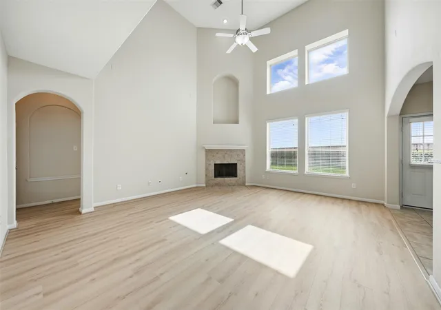 5th image of 4927 Blackwater Ln, Sugar Land, TX 77479 | MLS# 5869828