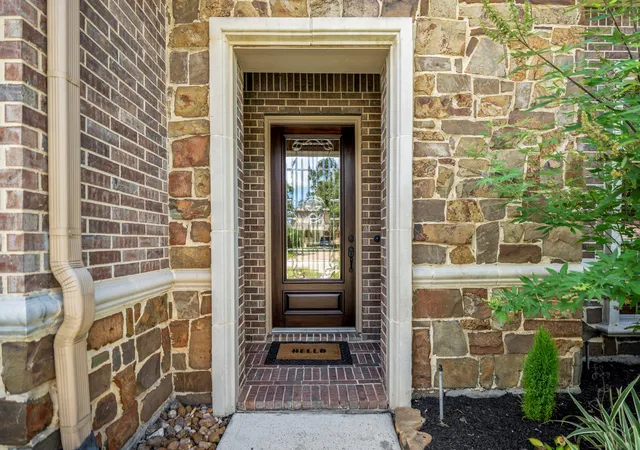 3rd image of 2407 Hendricks Lakes Dr, Spring, TX 77388 | MLS# 38504030