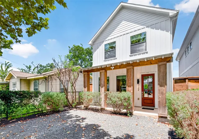 4th image of 935 Bunton St, Houston, TX 77009 | MLS# 33774886