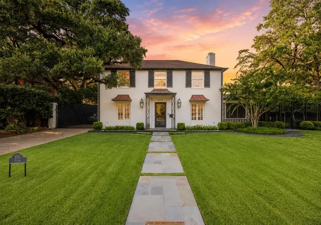 1st image of 1110 Milford St, Houston, TX 77006 | MLS# 13420005