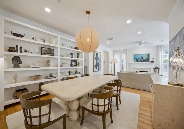 5th image of 5591 Beverlyhill St, Houston, TX 77056 | MLS# 73133232
