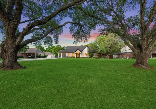 46th image of 2911 S Saddlebrook Ln, Katy, TX 77494 | MLS# 74854266