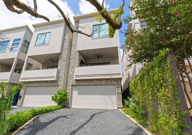 1st image of 2622 Greenbriar Dr, Houston, TX 77098 | MLS# 15742008