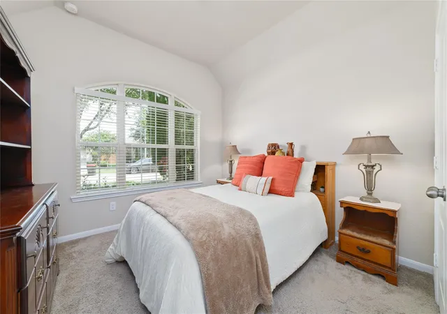 Photo 4 of Single family home for sale at 17019 Thirsk Pl, Richmond, TX 77407 | MLS# 30372273 | Listing updated on 2026-09-14
