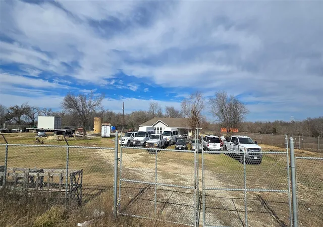 image of 4099 State Hwy 7 E, Kosse, TX 76653 | MLS# 62227808