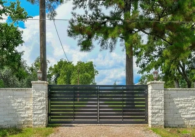 43rd image of 22035 Buescher Rd, Tomball, TX 77377 | MLS# 52479348