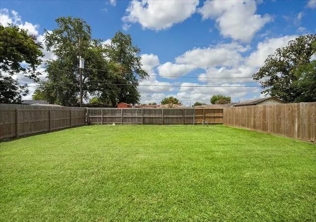 30th image of 3809 Ramsey Dr, Pasadena, TX 77503 | MLS# 51143536